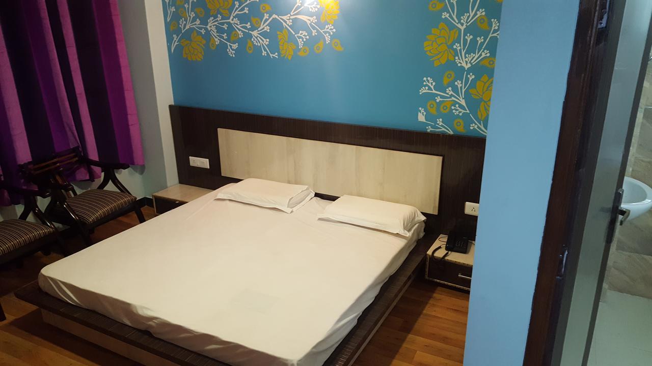 The Shyam Regency Hotel Нарканда Екстериор снимка
